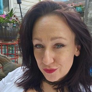 Meet your Posher, Heidi